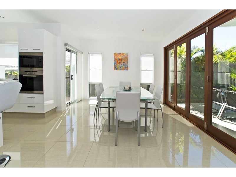 18 Corvus Way, Robina QLD 4226