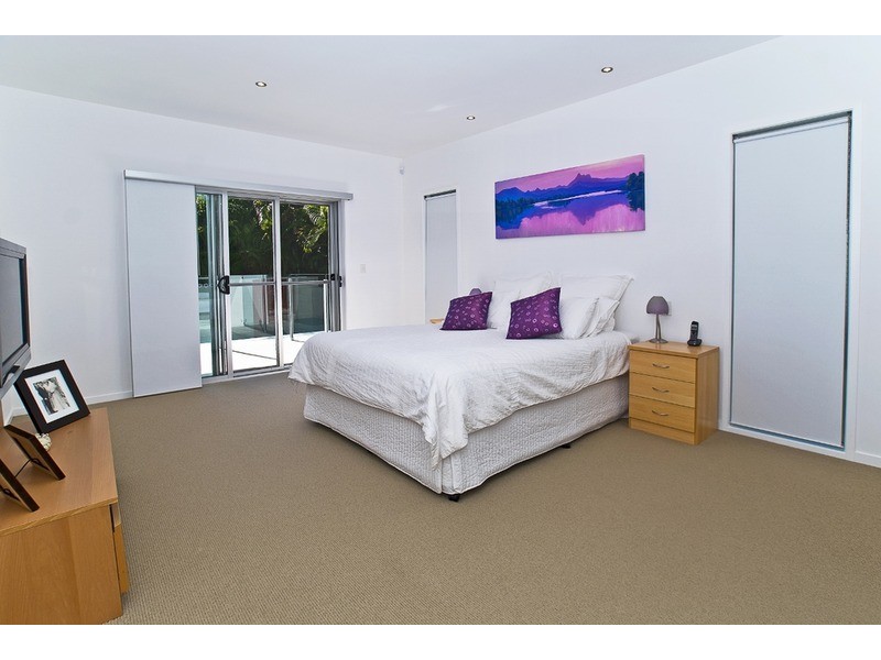 18 Corvus Way, Robina QLD 4226