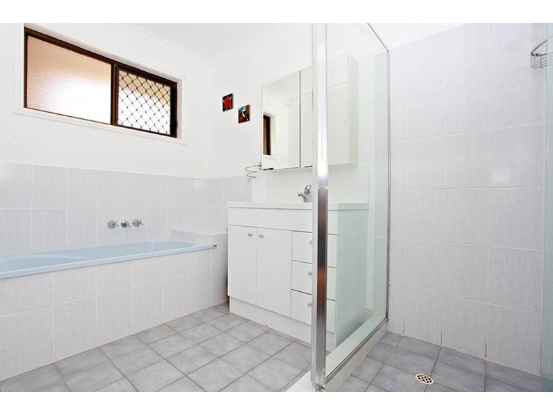 26 Seafoam Close, Varsity Lakes QLD 4227