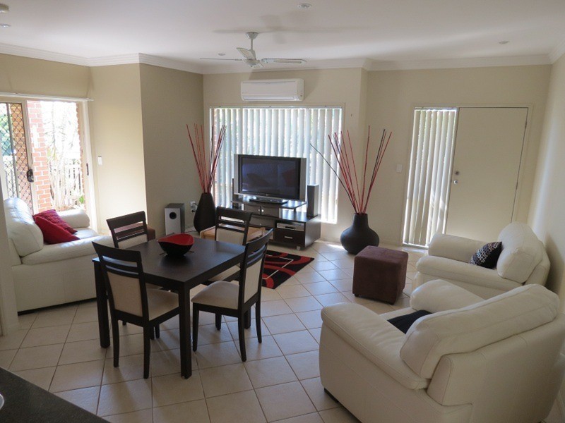 1/31 Majorca  Crescent, Varsity Lakes QLD 4227