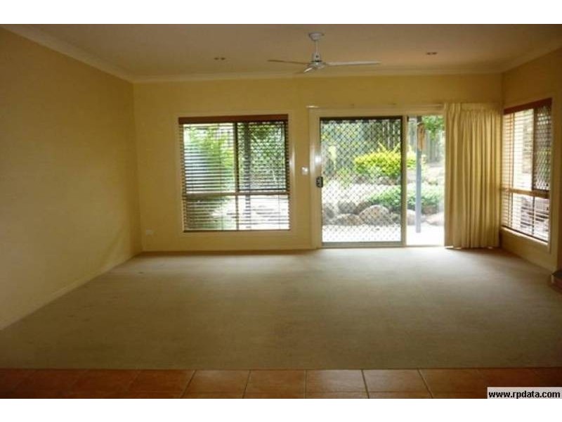 1/13 North Shore Avenue, Varsity Lakes QLD 4227