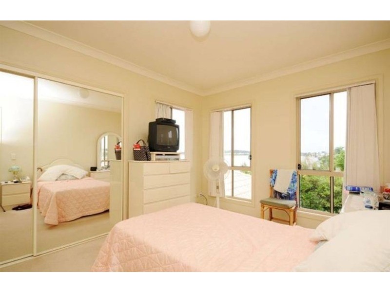32 Vanderbilt Court, Varsity Lakes QLD 4227