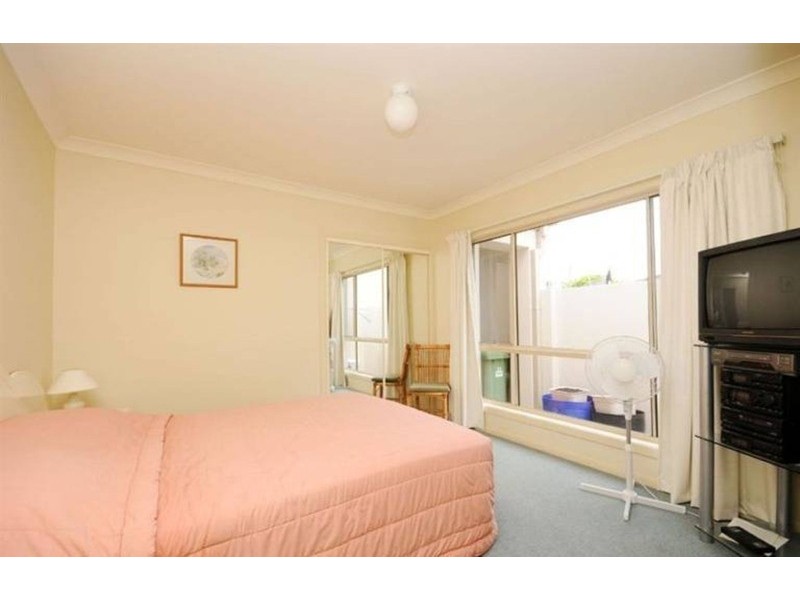 32 Vanderbilt Court, Varsity Lakes QLD 4227