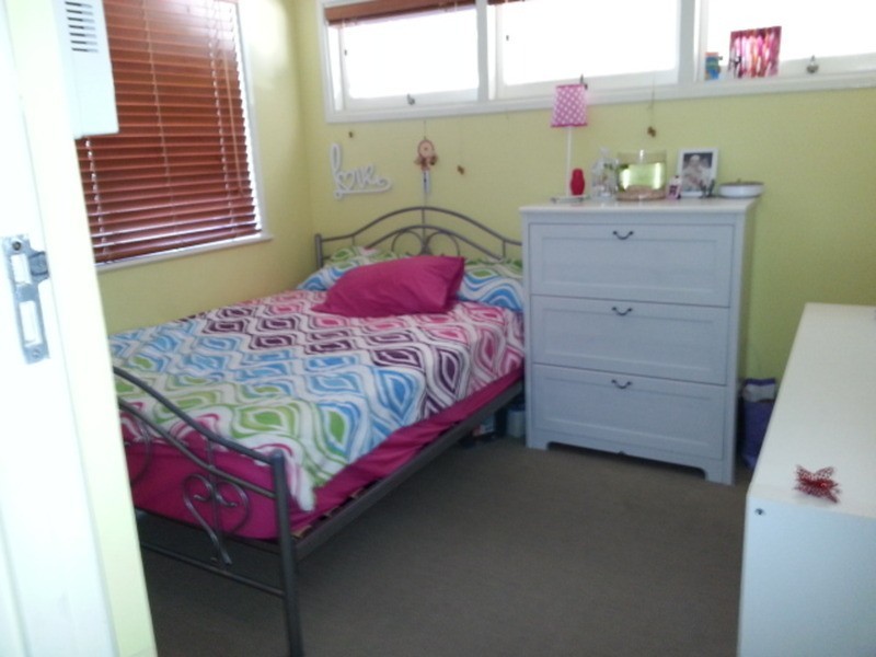 87 Tahiti Avenue, Palm Beach QLD 4221