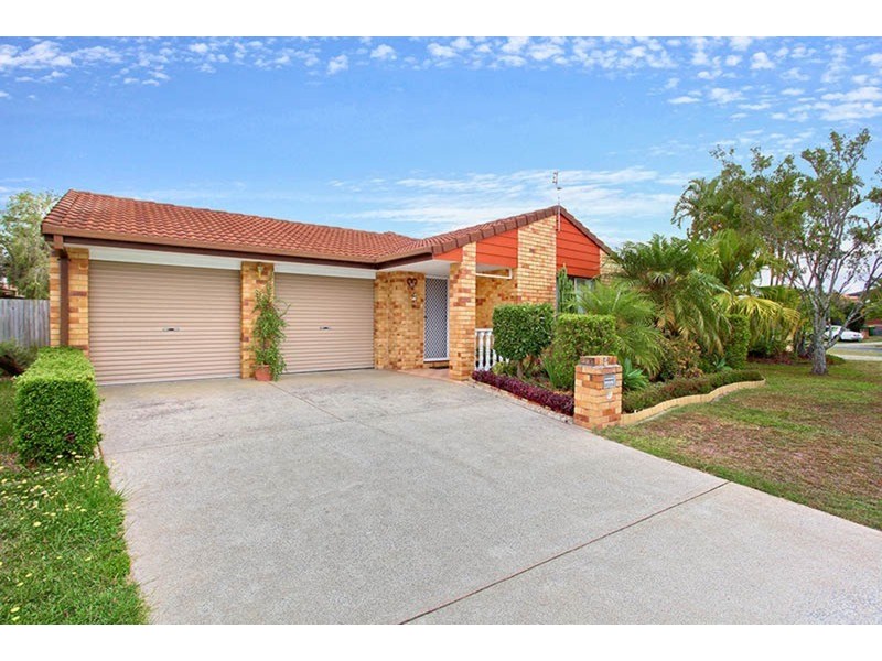 21 Seafoam  Close, Varsity Lakes QLD 4227