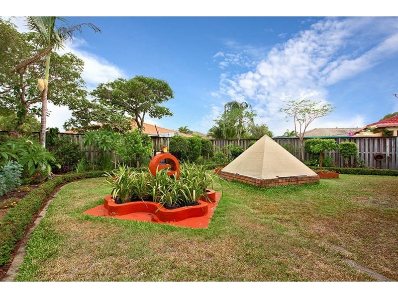 21 Seafoam  Close, Varsity Lakes QLD 4227