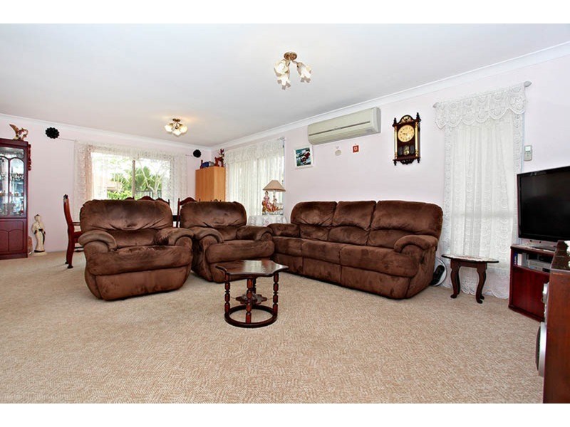 21 Seafoam  Close, Varsity Lakes QLD 4227