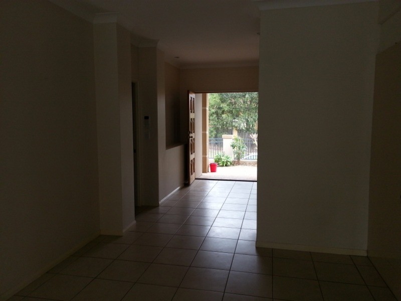 2 Cordata Court, Robina QLD 4226