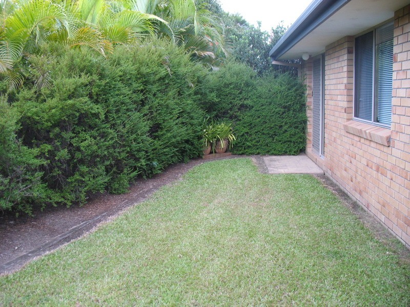 21 Parkside Circuit, Robina QLD 4226