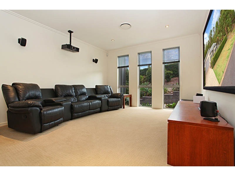 20 York Creek Crescent, Reedy Creek QLD 4227