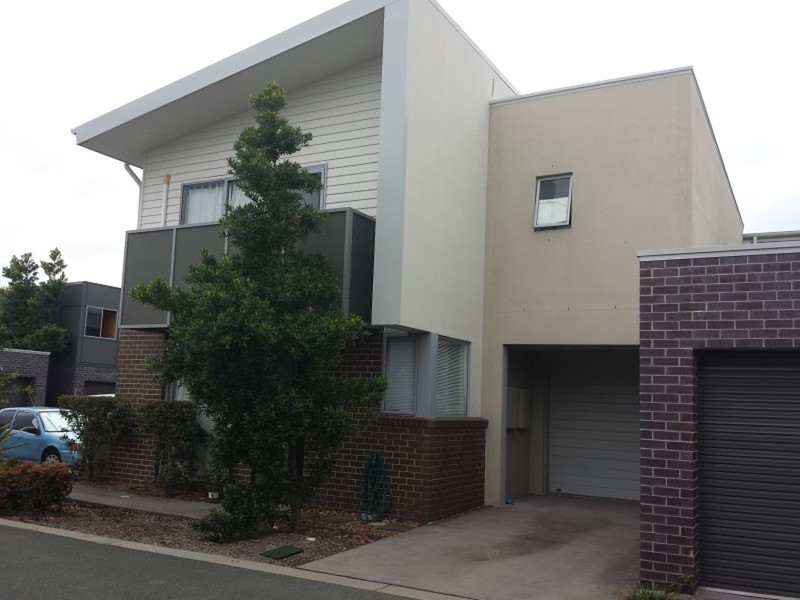 22 St Clair  Lane, Varsity Lakes QLD 4227