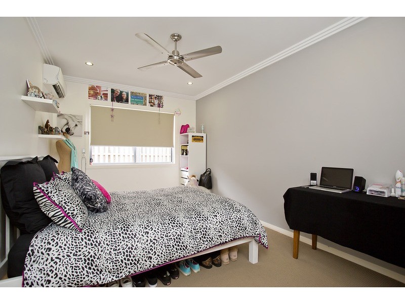 18 York Creek Crescent, Reedy Creek QLD 4227