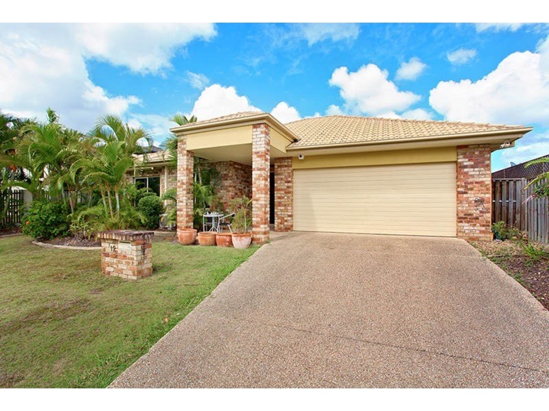 12 Shorehaven Place, Varsity Lakes QLD 4227