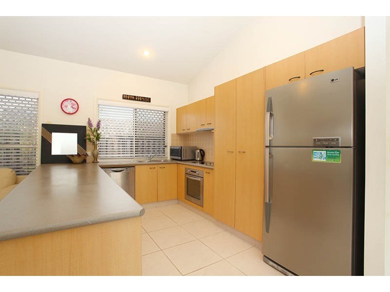 12 Shorehaven Place, Varsity Lakes QLD 4227