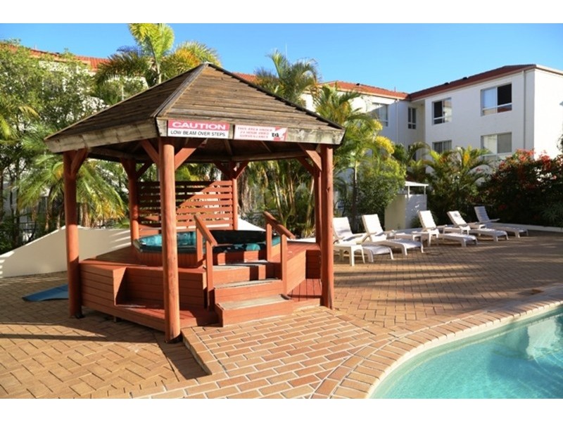 37/106 Marine Parade, Southport QLD 4215