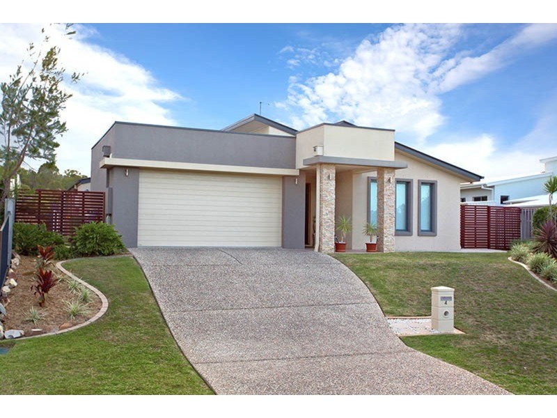 4 Grampian Court, Reedy Creek QLD 4227