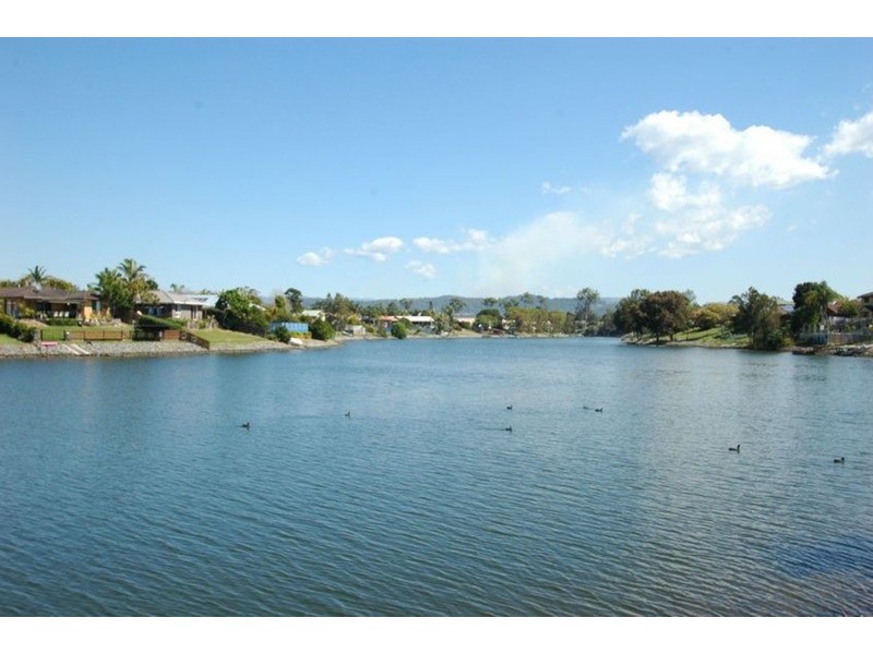 30 Seafoam Close, Varsity Lakes QLD 4227