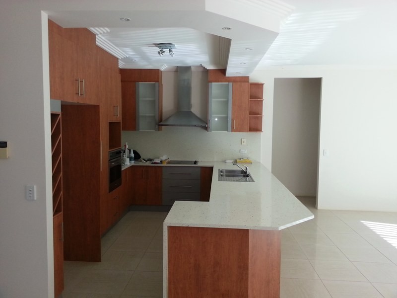 3 Grenada Court, Varsity Lakes QLD 4227