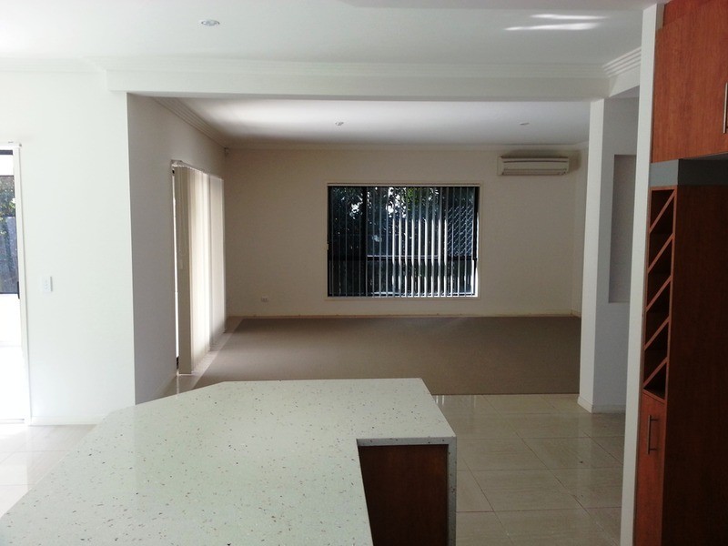 3 Grenada Court, Varsity Lakes QLD 4227