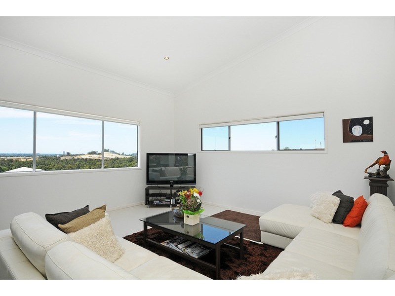 55 Cordyline Drive, Reedy Creek QLD 4227