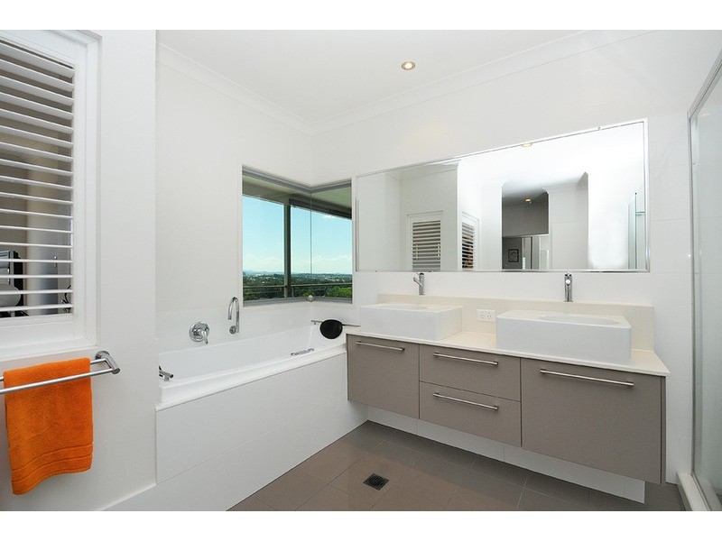 55 Cordyline Drive, Reedy Creek QLD 4227