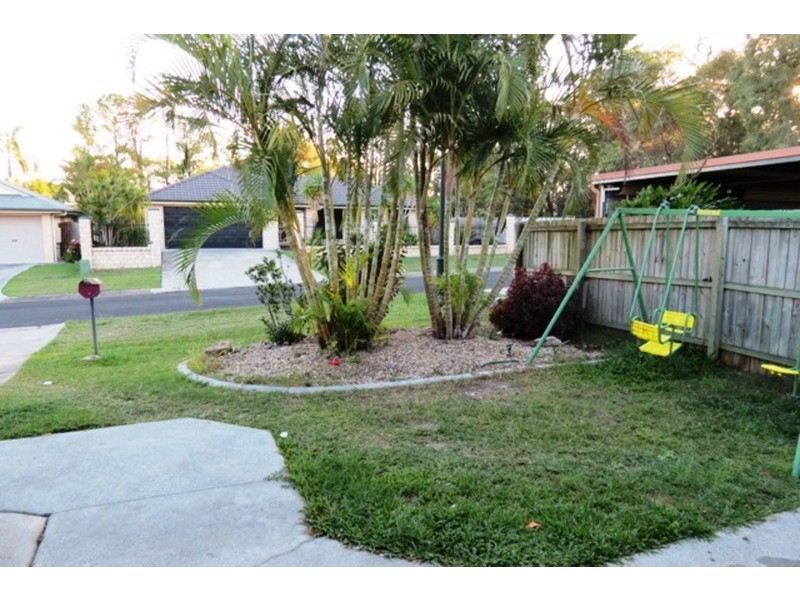 3 Finch Court, Loganlea QLD 4131