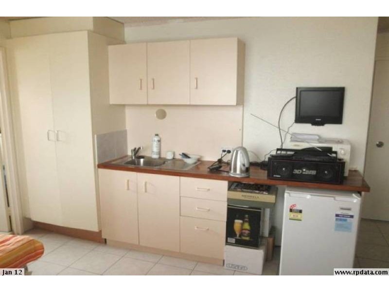 601/2 Barney  Street, Southport QLD 4215