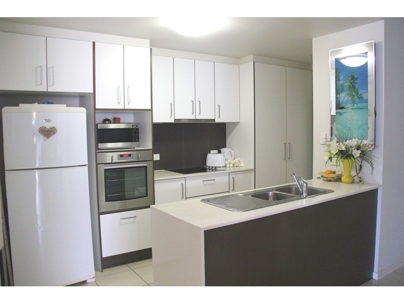 1/2312 Gold Coast Highway, Mermaid Beach QLD 4218