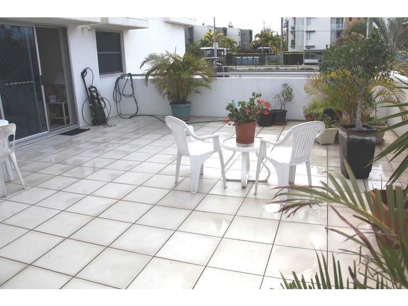 1/2312 Gold Coast Highway, Mermaid Beach QLD 4218