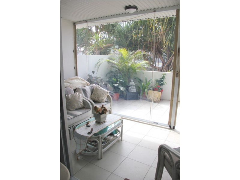 1/2312 Gold Coast Highway, Mermaid Beach QLD 4218