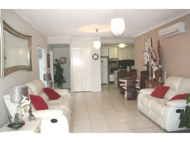 1/2312 Gold Coast Highway, Mermaid Beach QLD 4218