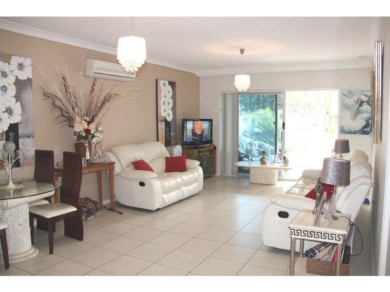 1/2312 Gold Coast Highway, Mermaid Beach QLD 4218