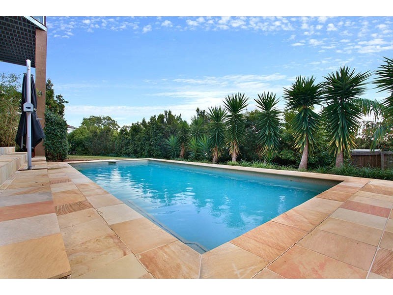 13 Barton Street, Reedy Creek QLD 4227
