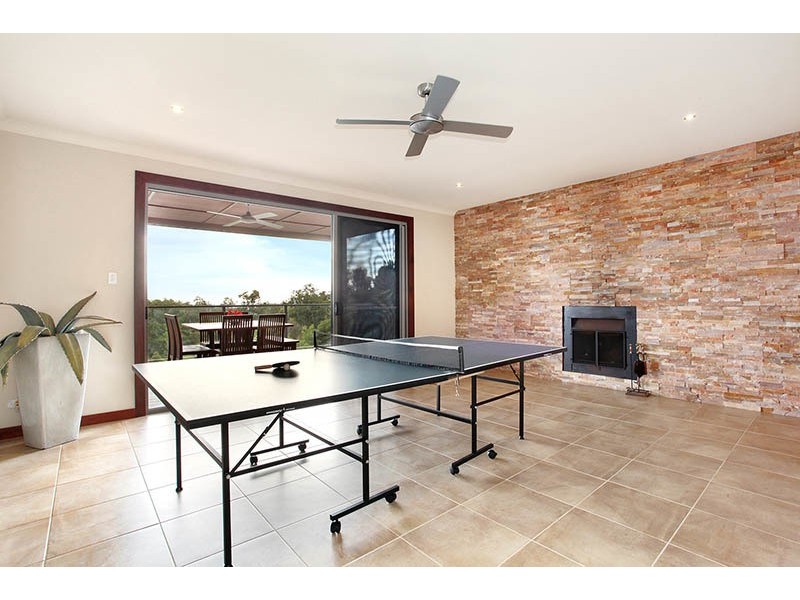 13 Barton Street, Reedy Creek QLD 4227