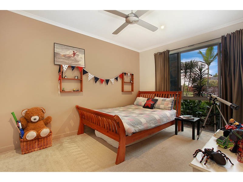 13 Barton Street, Reedy Creek QLD 4227