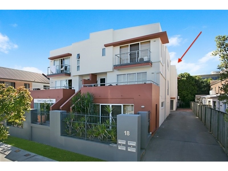 3/18 Tourangeau Crescent, Varsity Lakes QLD 4227