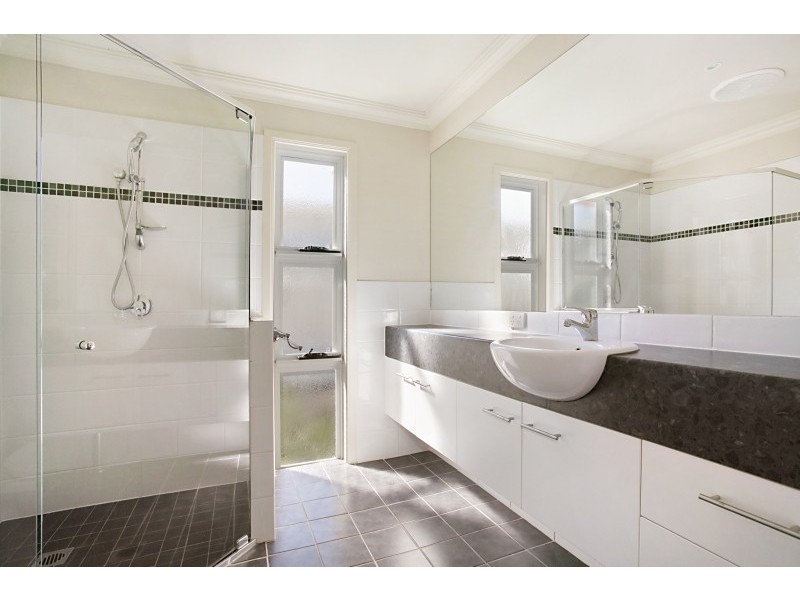 3/18 Tourangeau Crescent, Varsity Lakes QLD 4227