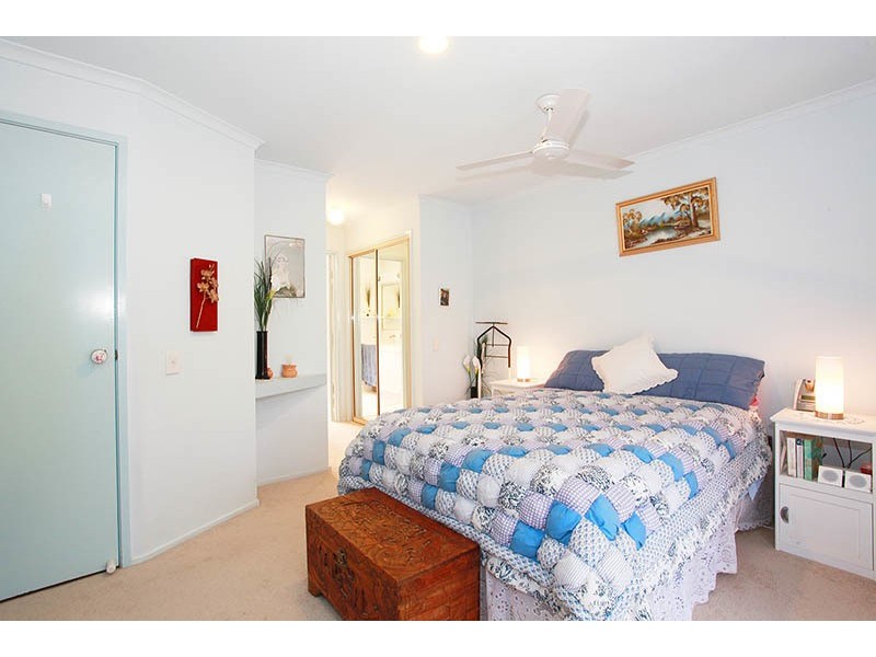 3 Macedon Close, Robina QLD 4226