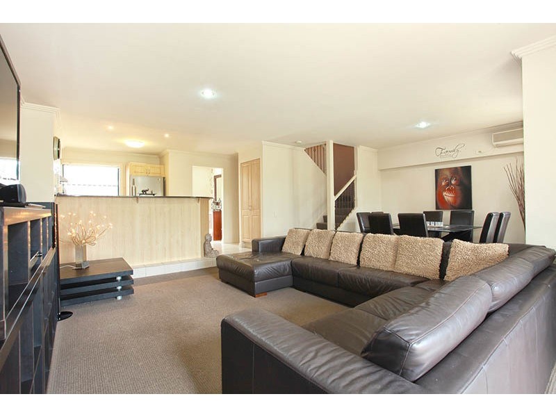 4/226 Cheltenham Drive, Robina QLD 4226