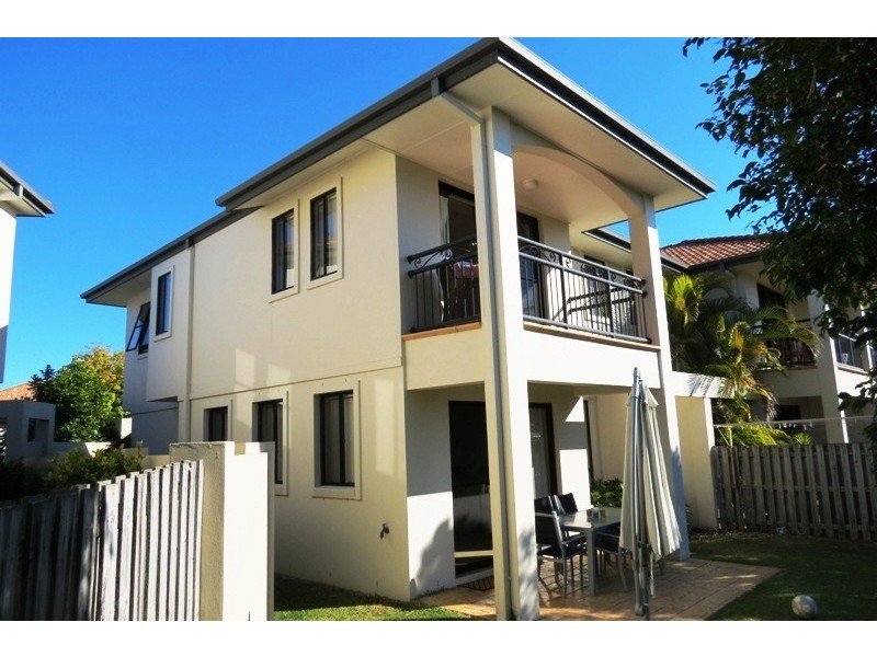 4/226 Cheltenham Drive, Robina QLD 4226