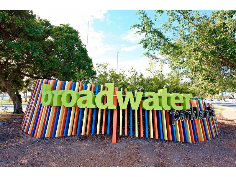 37/106 Marine Parade, Southport QLD 4215