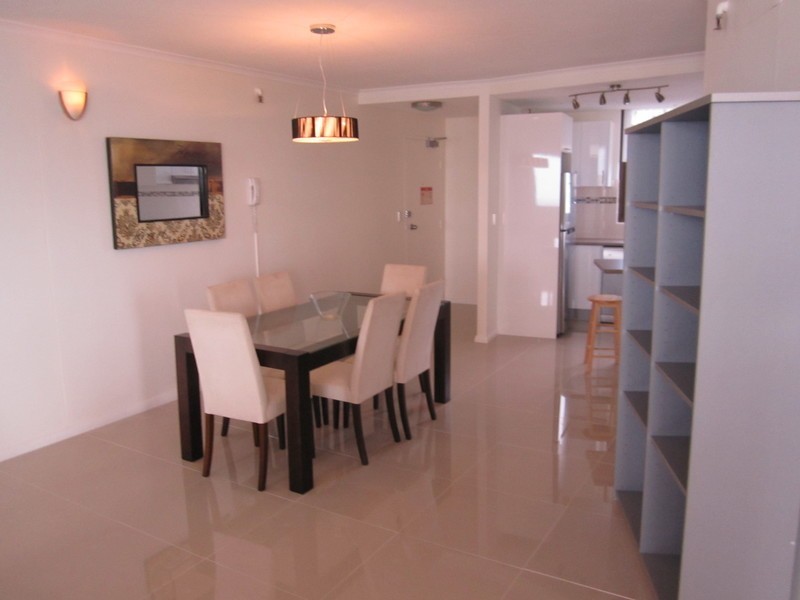 1805/9 Trickett Street, Surfers Paradise QLD 4217