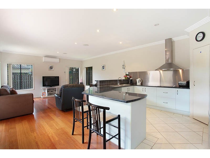 13 Saint Paul Crescent, Varsity Lakes QLD 4227