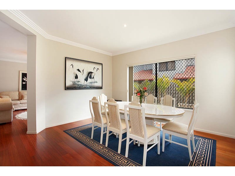 13 Saint Paul Crescent, Varsity Lakes QLD 4227
