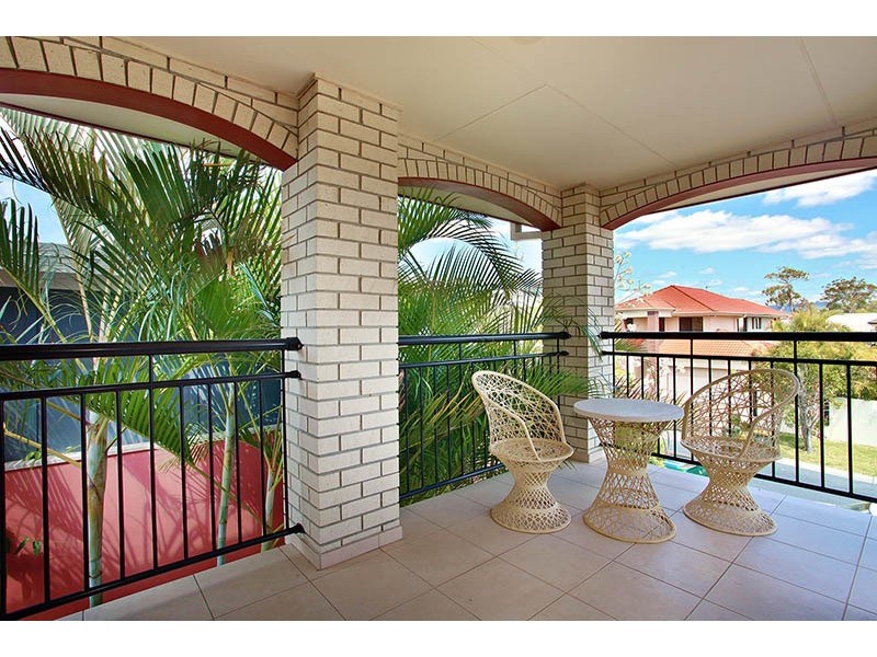 13 Saint Paul Crescent, Varsity Lakes QLD 4227