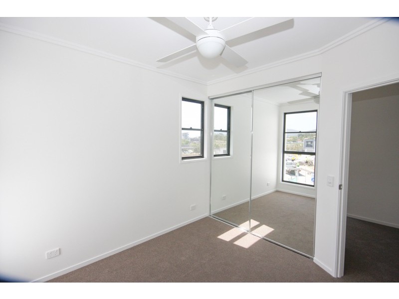 28 Parnell Boulevard, Robina QLD 4226