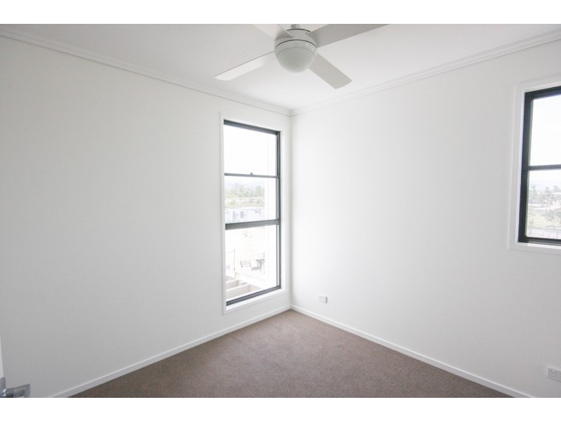 28 Parnell Boulevard, Robina QLD 4226