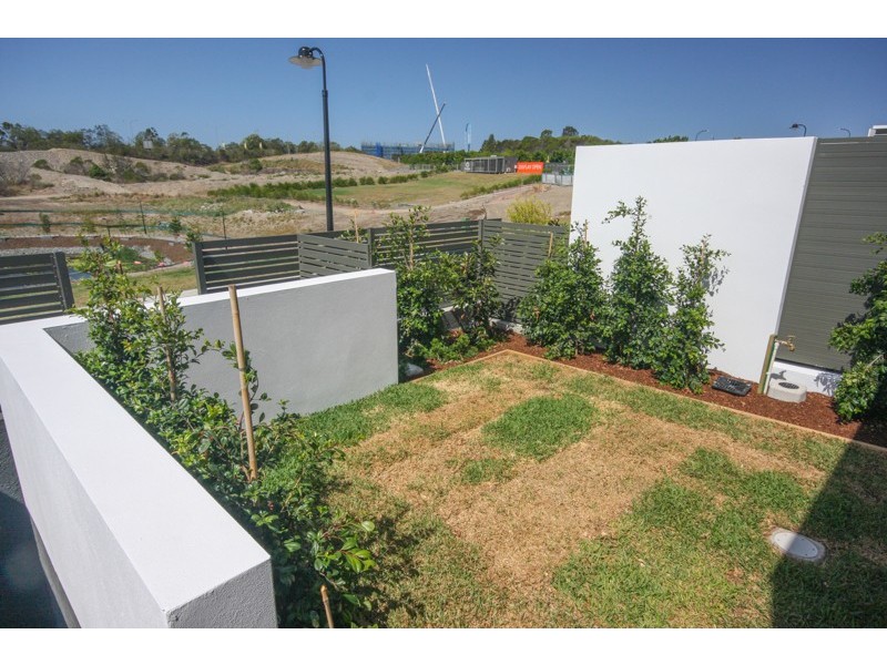 28 Parnell Boulevard, Robina QLD 4226