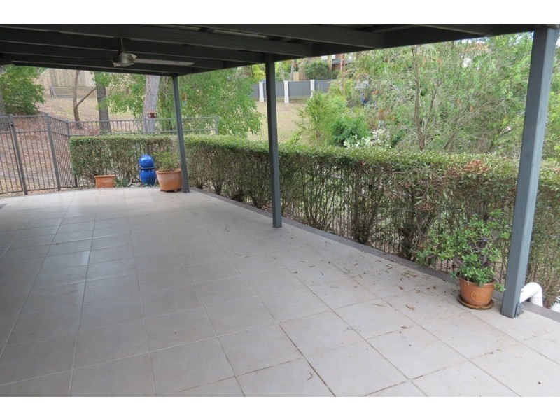 4 Chatswood Court, Robina QLD 4226