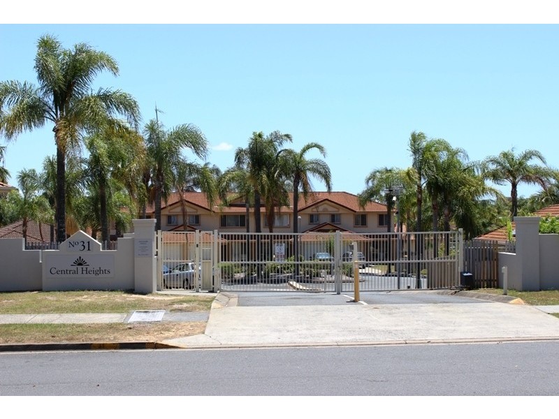 163/31 Usher Avenue, Labrador QLD 4215